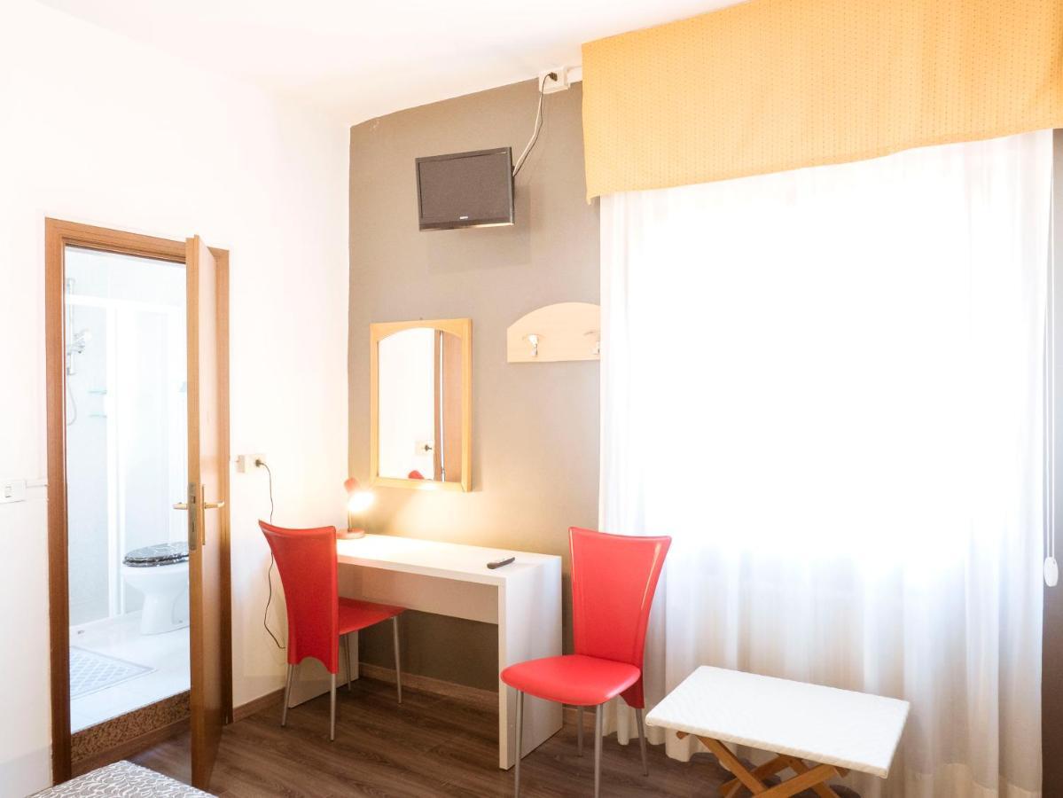 Hotel Doria Nago-Torbole Luaran gambar