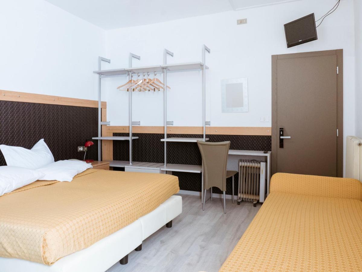 Hotel Doria Nago-Torbole Luaran gambar