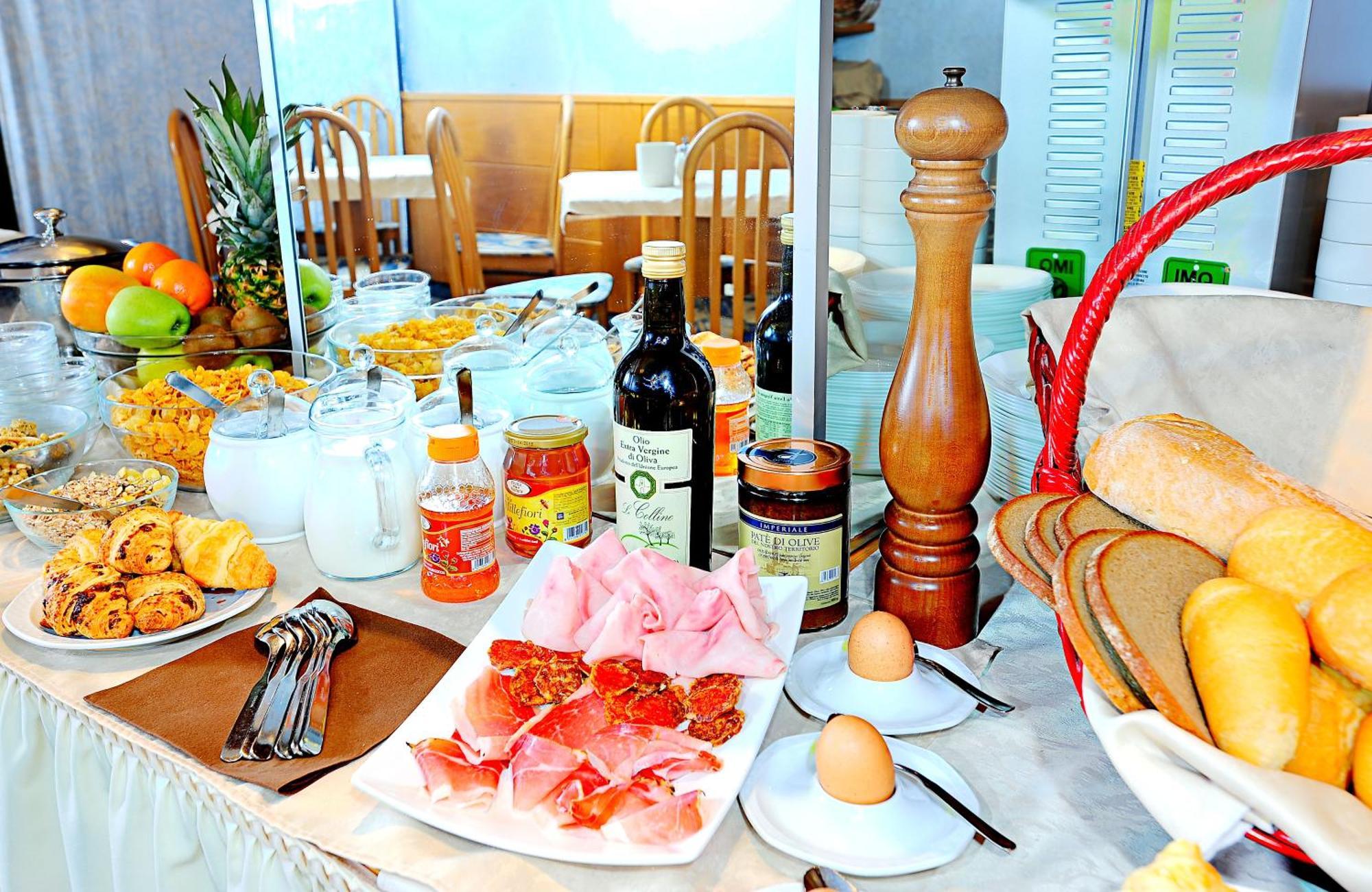 Hotel Doria Nago-Torbole Luaran gambar